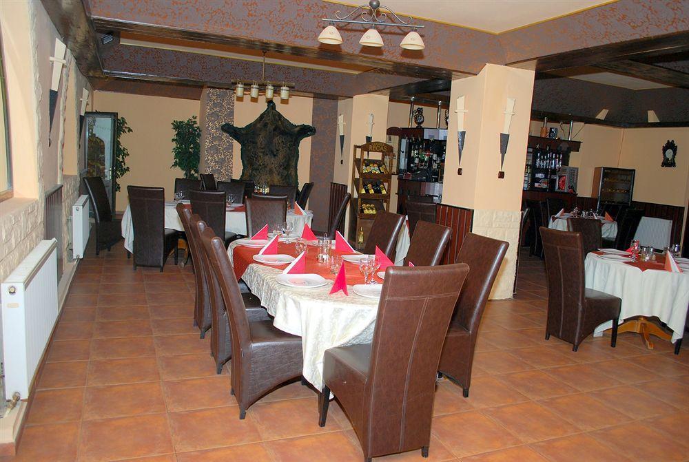Marion Hotel Târgu-Mureş Esterno foto