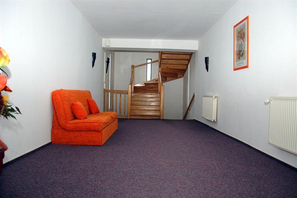 Marion Hotel Târgu-Mureş Esterno foto